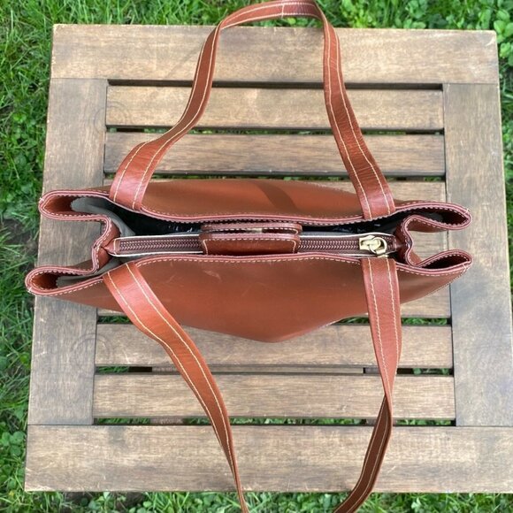 Montbui Difusion Leather Tan Crossbody Purse - Picture 4 of 13